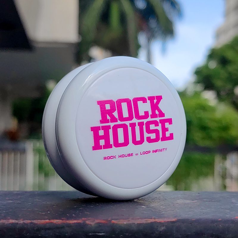 ROCK HOUSE x Principal Qiao Signature Yo-Yo en Solid White Pink Text